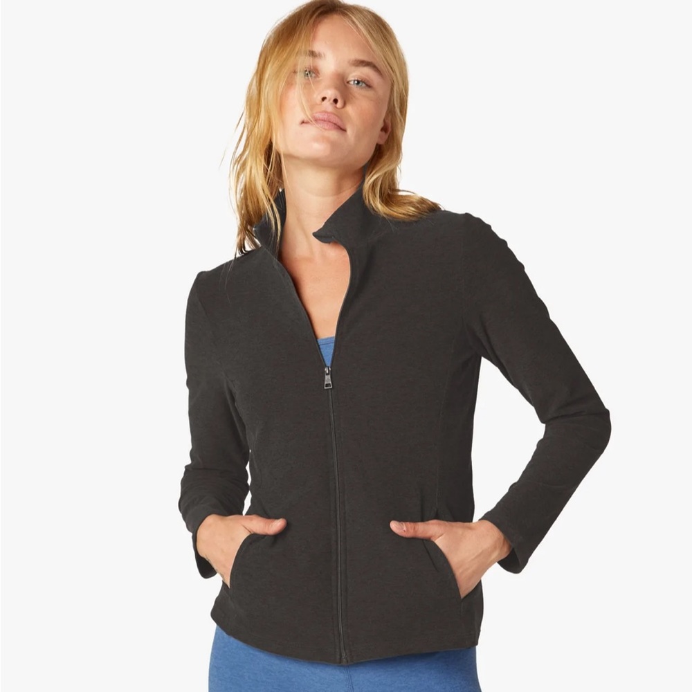 Beyond yoga space dye fitted mock neck jacket